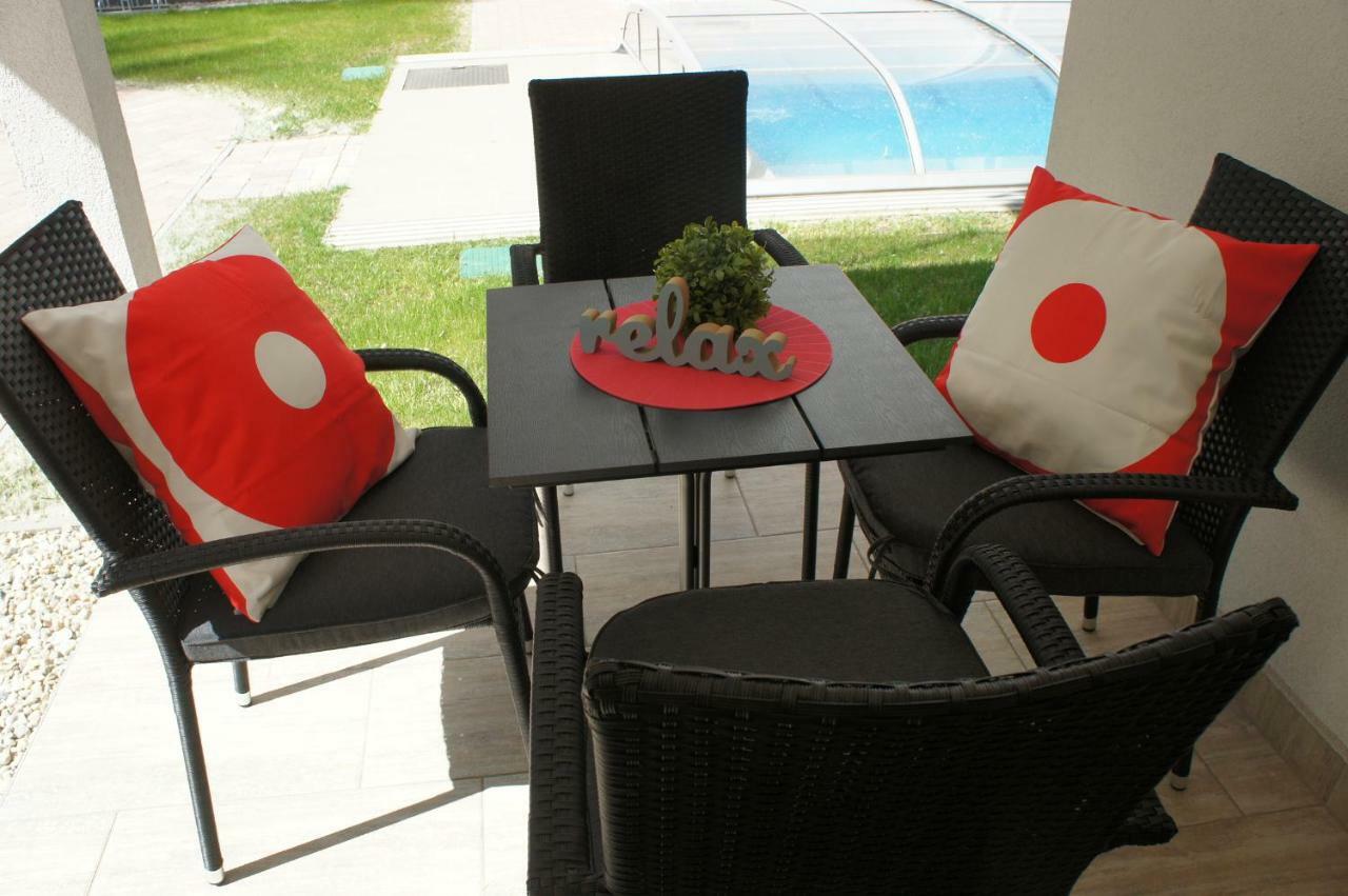 Laguna Beach Apartmanok Siófok Exterior foto